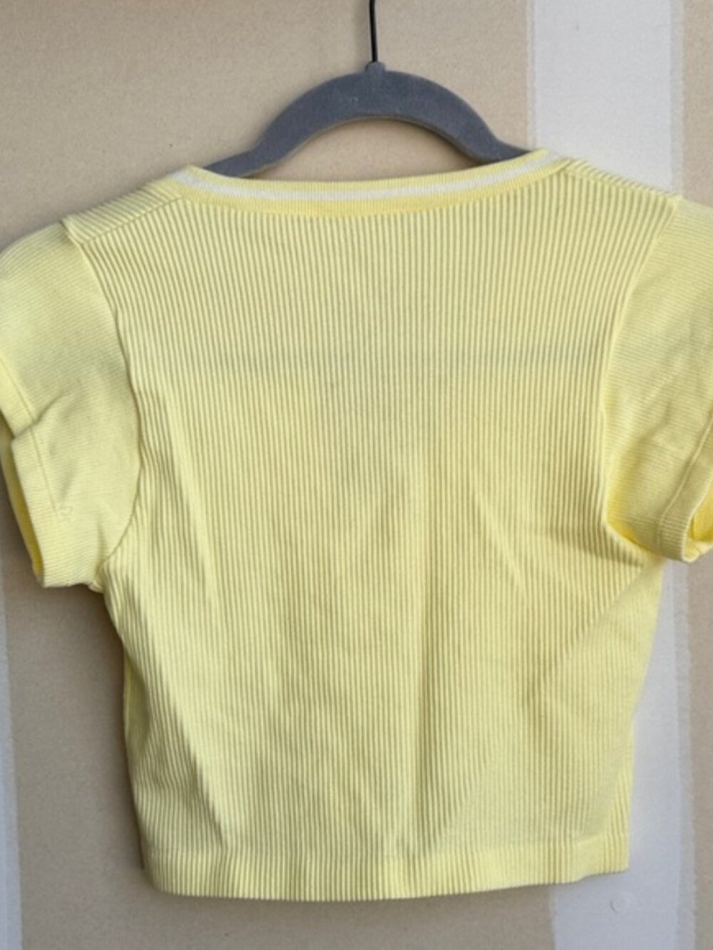 Yellow Ribbed Crop Top - Picture 3 of 3